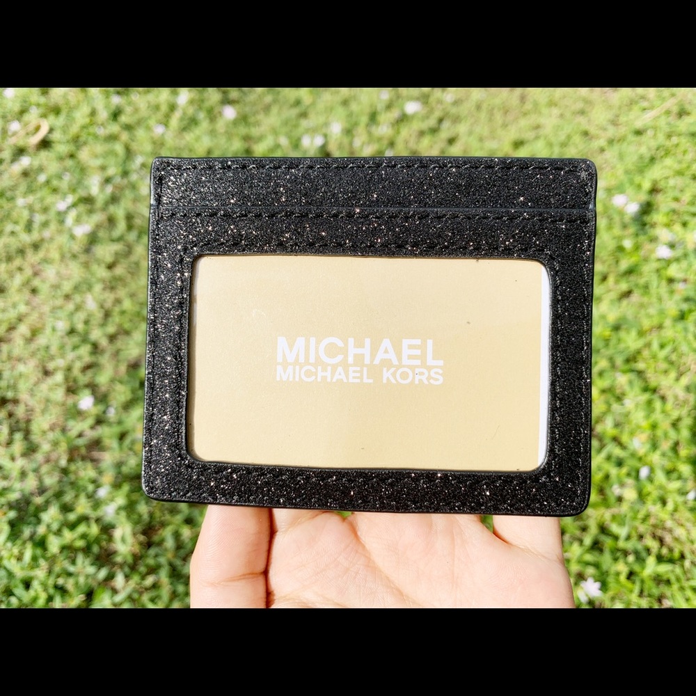 Gaby’sBags👛💕-NWT Michael Kors Glitter Cardholder - Picture 4 of 4